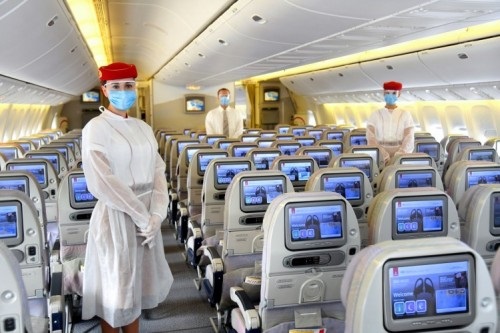 À bord des vols, les sièges sont pré-attribués, des sièges vacants étant placés entre les passagers seuls ou les familles afin de respecter les principes de distanciation sociale. - DR Emirates