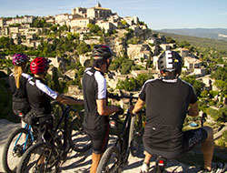 DR @rideandmore - Vélo électrique à Gordes