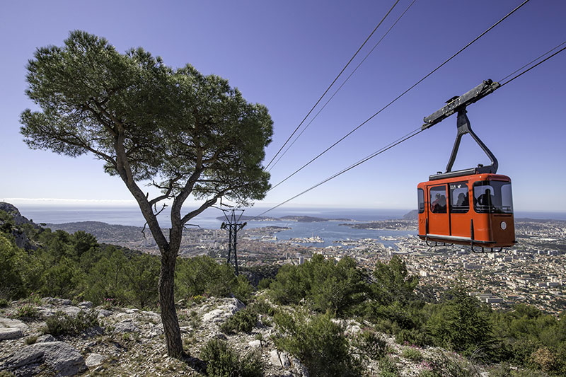 Téléphérique du Mont Faron - Rade de Toulon / DR Office de Tourisme Provence Méditerranée – Julien Mauceri Photographe