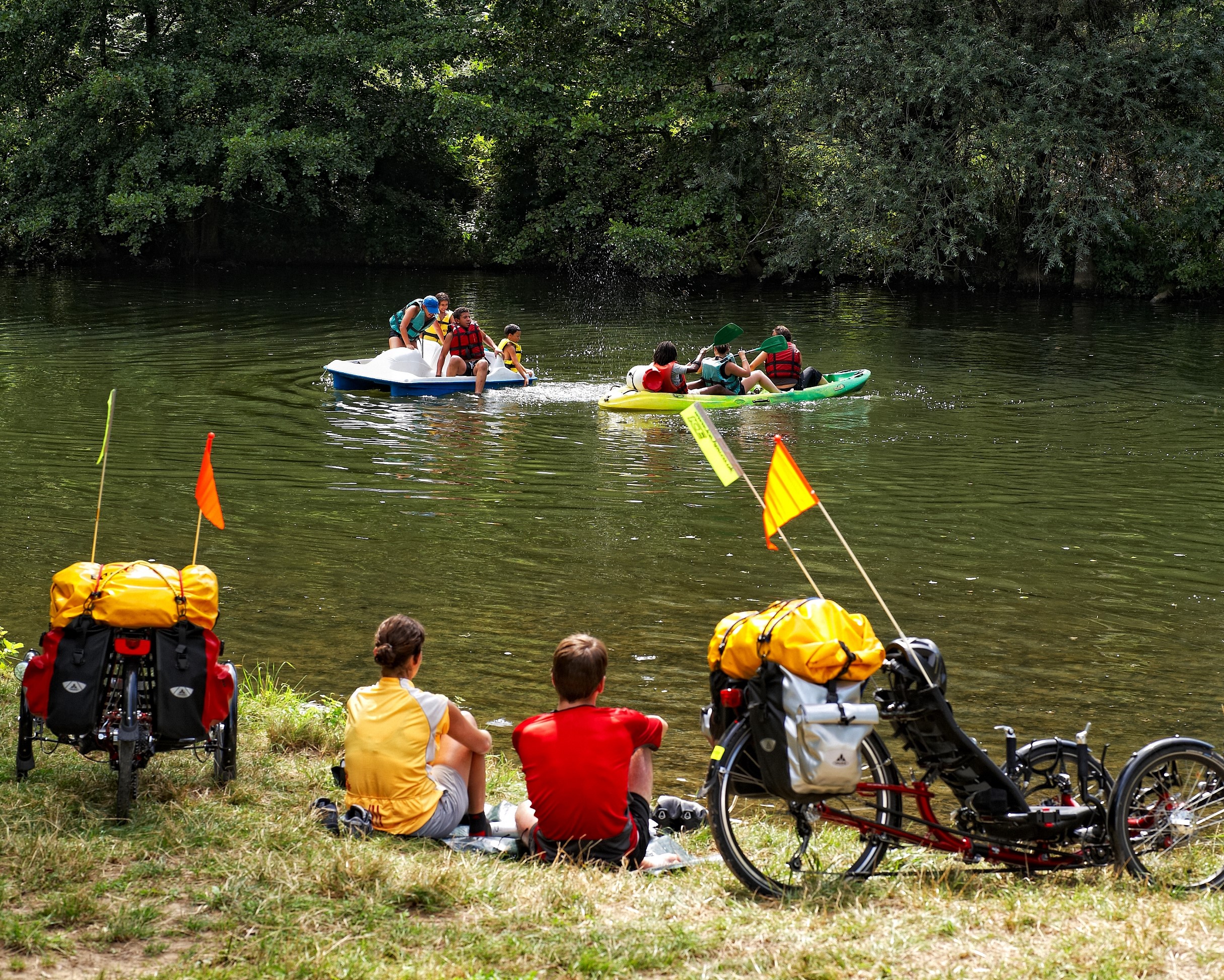 Occitanie championne du slow tourisme et de l'itinérance douce. Ici du côté de Najac dans l'Aveyron. Dominique Viet. CRT Occitanie. Occitanie championne du slow tourisme et de l'itinérance douce. Ici du côté de Najac dans l'Aveyron. Dominique Viet. CRT Occitanie.