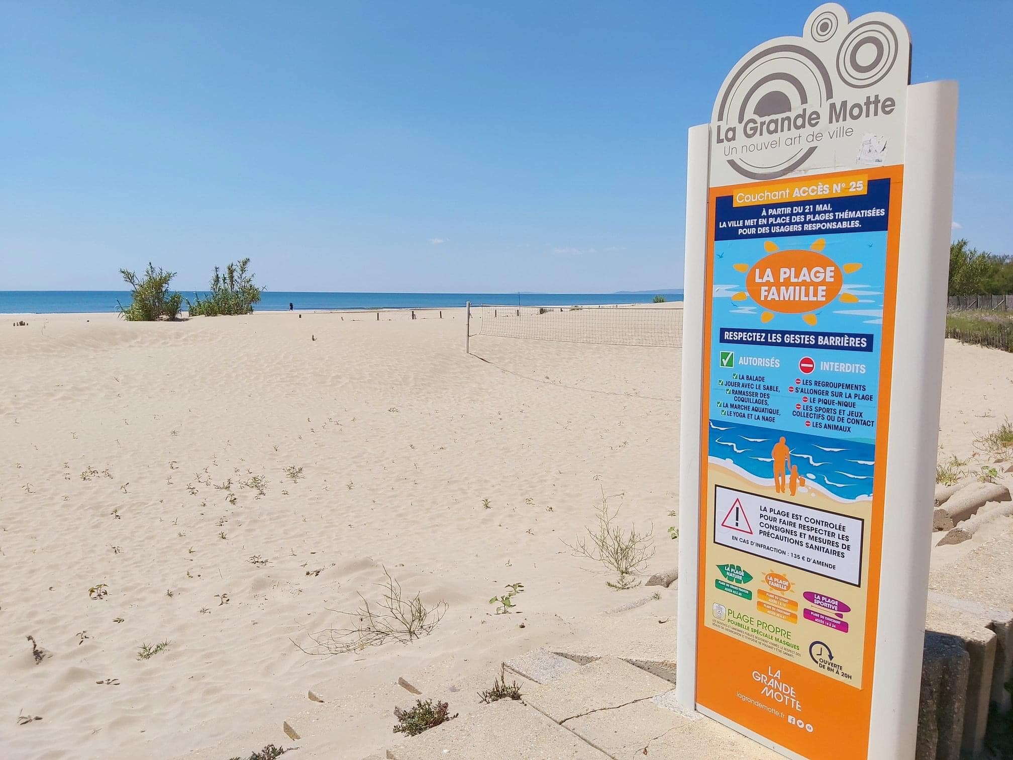 Plage post-covid : "La palme revient à La Grande Motte et à son application permettant de réserver un espace pour deux, quatre ou plus, à raison d’une demi-journée" - Photo Facebook La Grande Motte