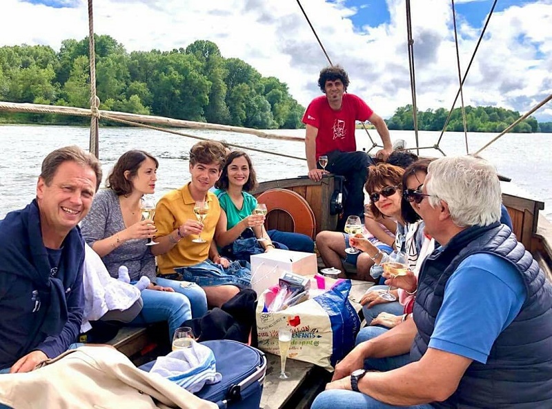 Balade en bateau traditionnel sur la Loire - DR : Val de Loire Travel