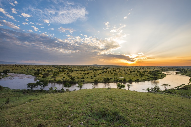 D'ici à fin 2020, Tanganyika remplacera les bouteilles d'eau en plastique par des gourdes thermos personnalisées, qui seront offerte à chaque voyageur - Photo Tanganyika Expéditions