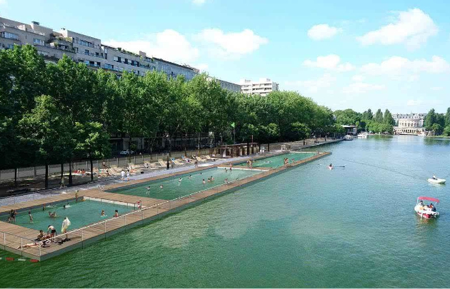 activités nautiques et baignade gratuite dans le bassin de la Villette / Crédit OT Paris