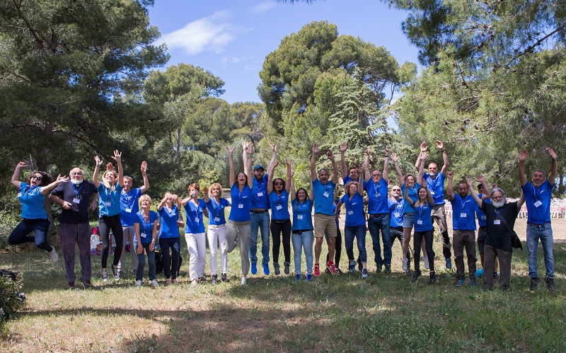 L'équipe de L'Échappée Bleue dispose d'une connaissance du territoire et de ses acteurs qui lui permet de concevoir des propositions sur-mesure, souvent hors des sentiers battus - DR : L'Échappée Bleue L'équipe de L'Échappée Bleue dispose d'une connaissance du territoire et de ses acteurs qui lui permet de concevoir des propositions sur-mesure, souvent hors des sentiers battus - DR : L'Échappée Bleue