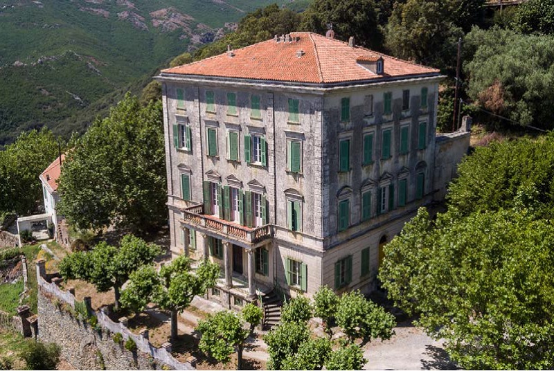 Le Palazzu Nicrosi, mythique maison d’Américains emblématique du Cap corse - DR : Event'Com Voyages