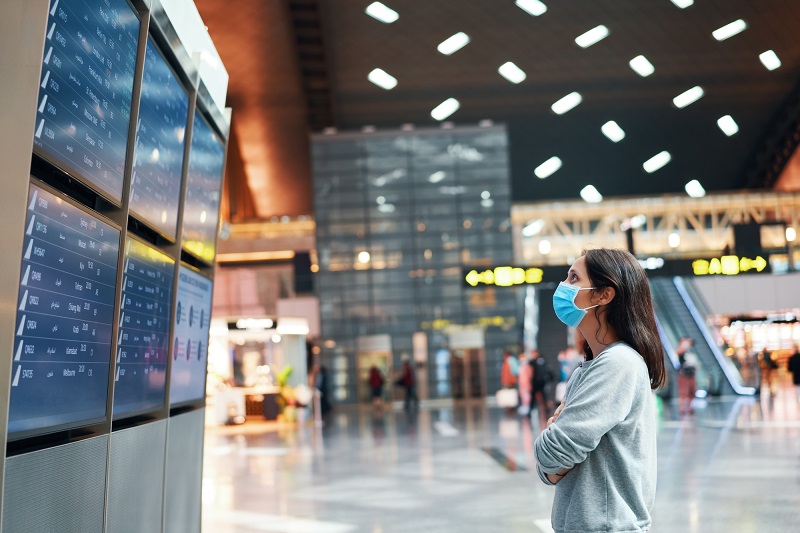 Le transport aérien dans sa totalité a été, lui, presque mortellement atteint. J’entends bien, tout le secteur. Cela va des constructeurs et leurs sous-traitants, aux aéroports et aux sociétés de services et bien entendu aux compagnies aériennes. On ne voit pas, au moment où j’écris ces lignes, quand on verra le bout du tunnel - Depositphotos.com Auteur Gladkov