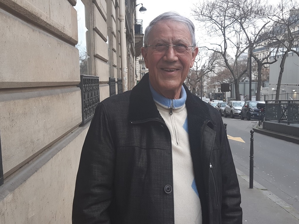 Jean-Claude Rouach, président du SNAV de 1979 à 1983, le "doyen". Sur la photo, devant la Maison du Tourisme, 15 avenue Carnot à Paris (17e) - DR : M.S.