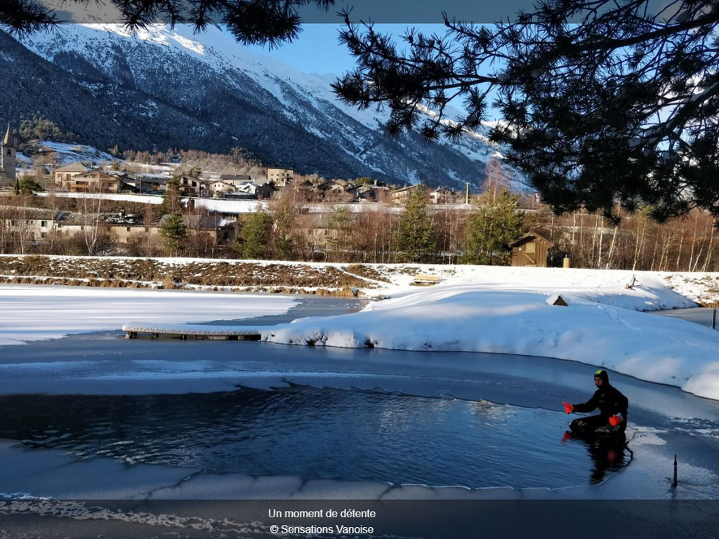 Ice Floating : une activité venue tout droit de Finlande, totalement inédite en France et complètement givrée !