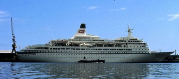 Royal Viking Star lors de son lancement. - DR
