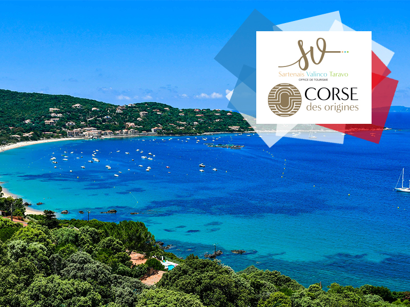 © La Corse des origines / Baie de Campomoro avec sa tour génoise © La Corse des origines / Baie de Campomoro avec sa tour génoise