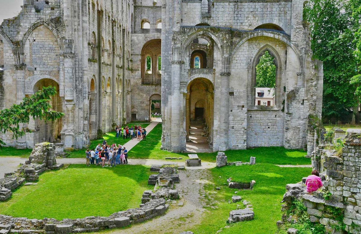 L'Abbaye de Jumiège, parmi les plus belles ruines de France - DR : Normandie Tourisme