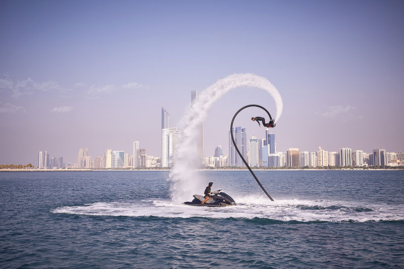 Flyboard © Abu Dhabi Department of Culture and Tourism