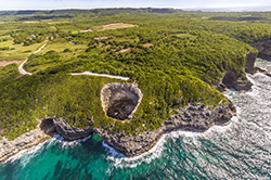 © Aurélien Brusini/Comité du tourisme des îles de Guadeloupe - Gueule Grand Gouffre, Saint-Louis MARIE-GALANTE