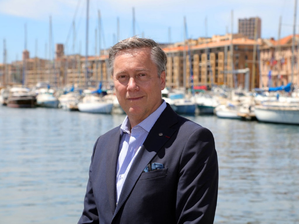croisière MSC Marseille : Patrick Pourbaix, le directeur général pour la France Belgique et Luxembourg de MSC Croisières, indique la cap /crédit dr