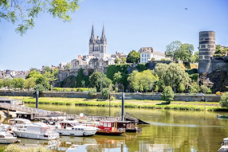 Pour découvrir la ville, Angers déploie l’offre "1001 nuits" : une nuit est offerte pour tout séjour de 2 nuits minimum - DR : Destination Angers