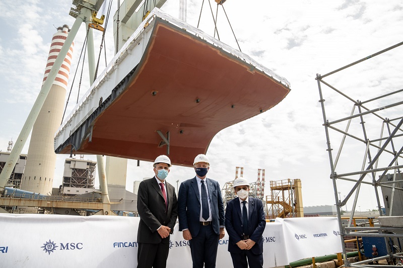 Roberto Olivari, Pierfrancesco Vago et Giuseppe Bono, lors de la cérémonie de la pièce du MSC Seascape - DR : Ivan Sarfatti