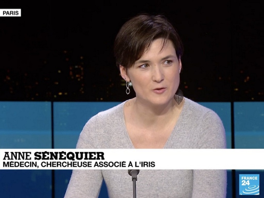 Variant Delta "en face de nous, il reviendra quelque chose de plus costaud, tant que la population mondiale ne sera pas totalement vaccinée" selon Anne Sénéquier - Capture écran France24