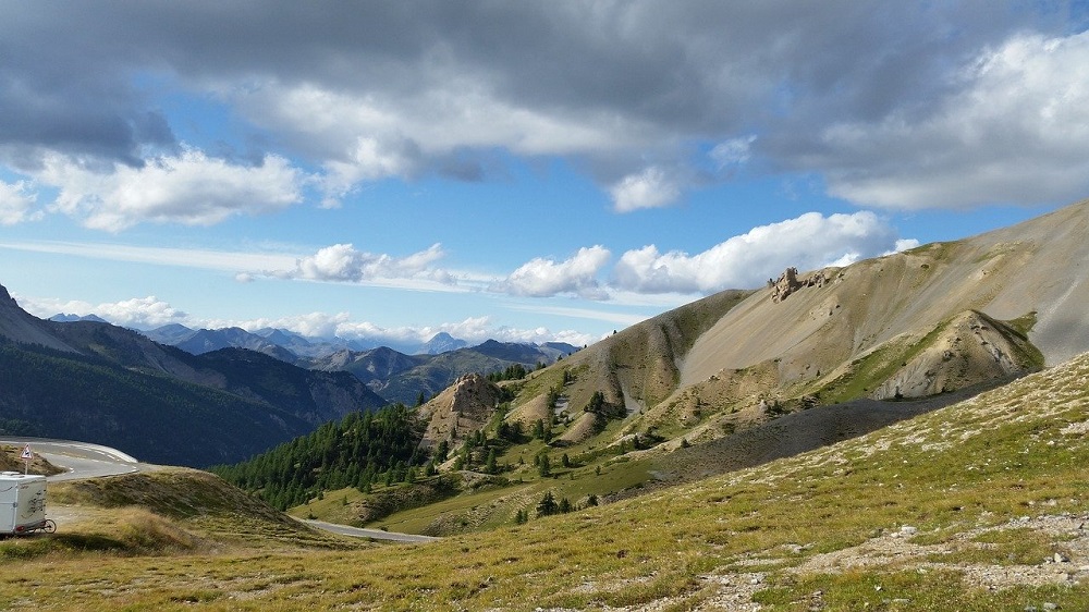 Hautes-Alpes : Cette année encore, le mois d’août concentre à lui seul les 2/3 de l’activité touristique estivale -Image par pierrealexb de Pixabay Hautes-Alpes : Cette année encore, le mois d’août concentre à lui seul les 2/3 de l’activité touristique estivale -Image par pierrealexb de Pixabay