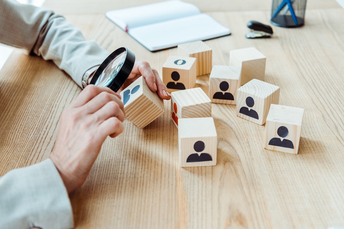 Emploi Tourisme : le marché du travail est à l’avantage des postulants. ce sont les entreprises innovantes, créatives et audacieuses dans leur stratégie de recrutement qui se singulariseront et se stafferont mieux et plus vite que les autres - Depositphotos.com Auteur IgorVetushko