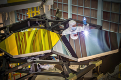 Test segments du miroir Webb © NASA/Chris Gunn