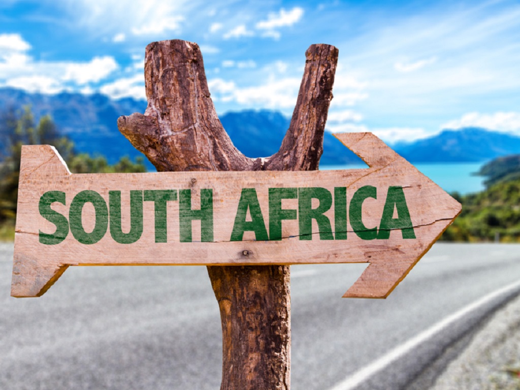 Un groupe de 31 touristes Français, clients de l'agence Rêve Voyages et du tour-opérateurs Visiteurs, est bloqué en Afrique du Sud depuis le 26 novembre 2021, date de la suspension des vols vers la France. - Depositphotos