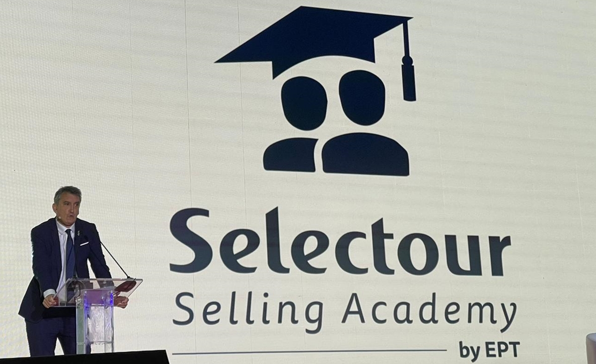 Valéry Muggeo, président de la Coopérative, a présenté la nouvelle école de vendeurs de Selectour /crédit JDL