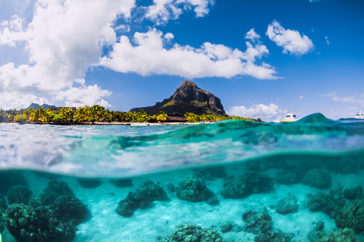 Tous les protocoles sanitaires ont été supprimés pour effectuer un voyage à l'Ile Maurice - Depositphotos.com Auteur zoomteam