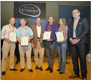 De gauche à droite : M. Michonet, Directeur du voyage d’affaires de Selectour Afat Liberté Voyages, M. Vairon, Gérant de Selectour Afat Liberté Voyages, M. Mas, Président de Selectour Afat, M. Lorente, Directeur général de Bleu Voyages, Mme Wattelier, Responsable opérationnelle et qualité de Bleu Voyages et M. Chartier, Représentant AFNOR - Photo DR