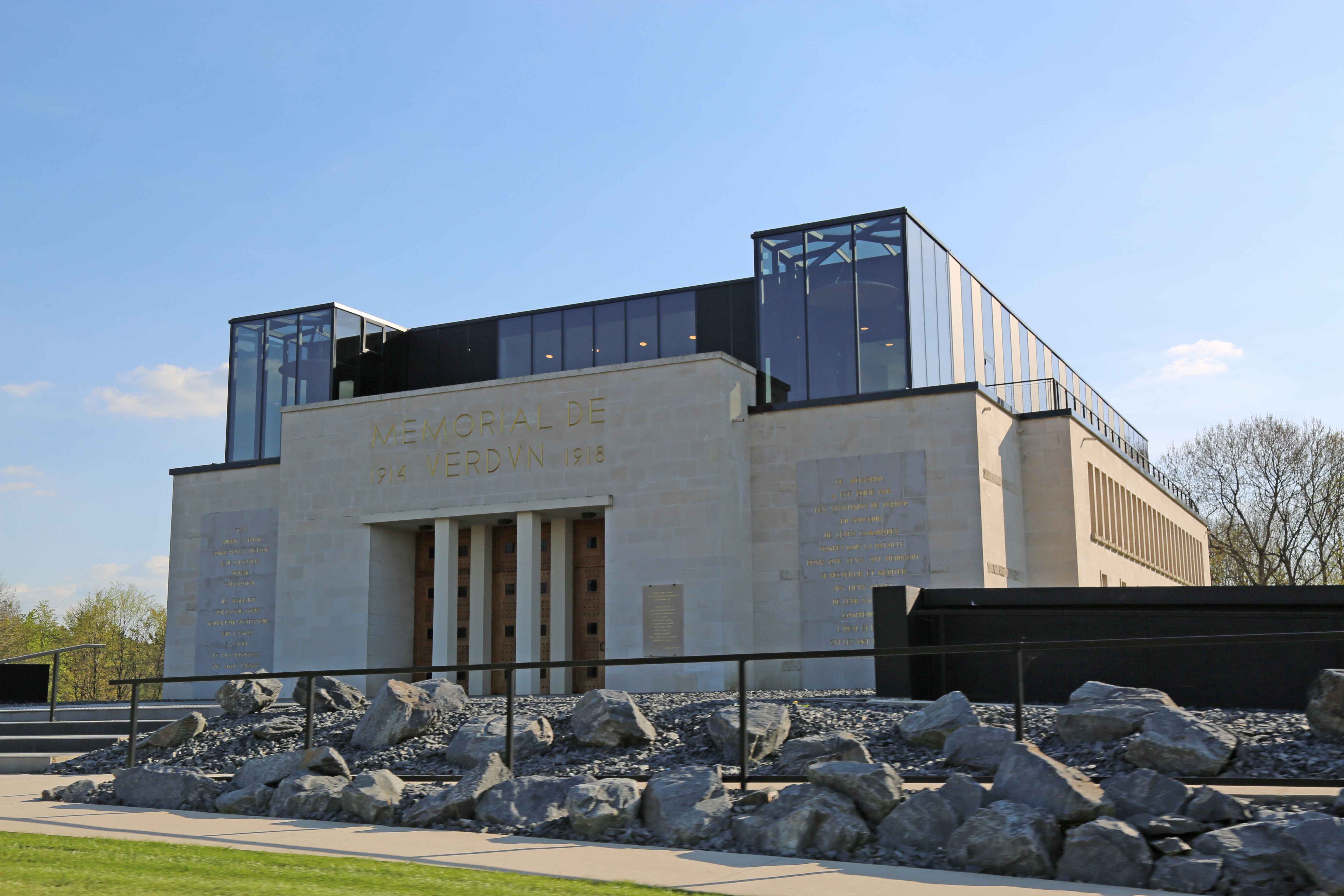 Agrandi et modernisé, le monument d’origine est valorisé (©Memorial Verdun)