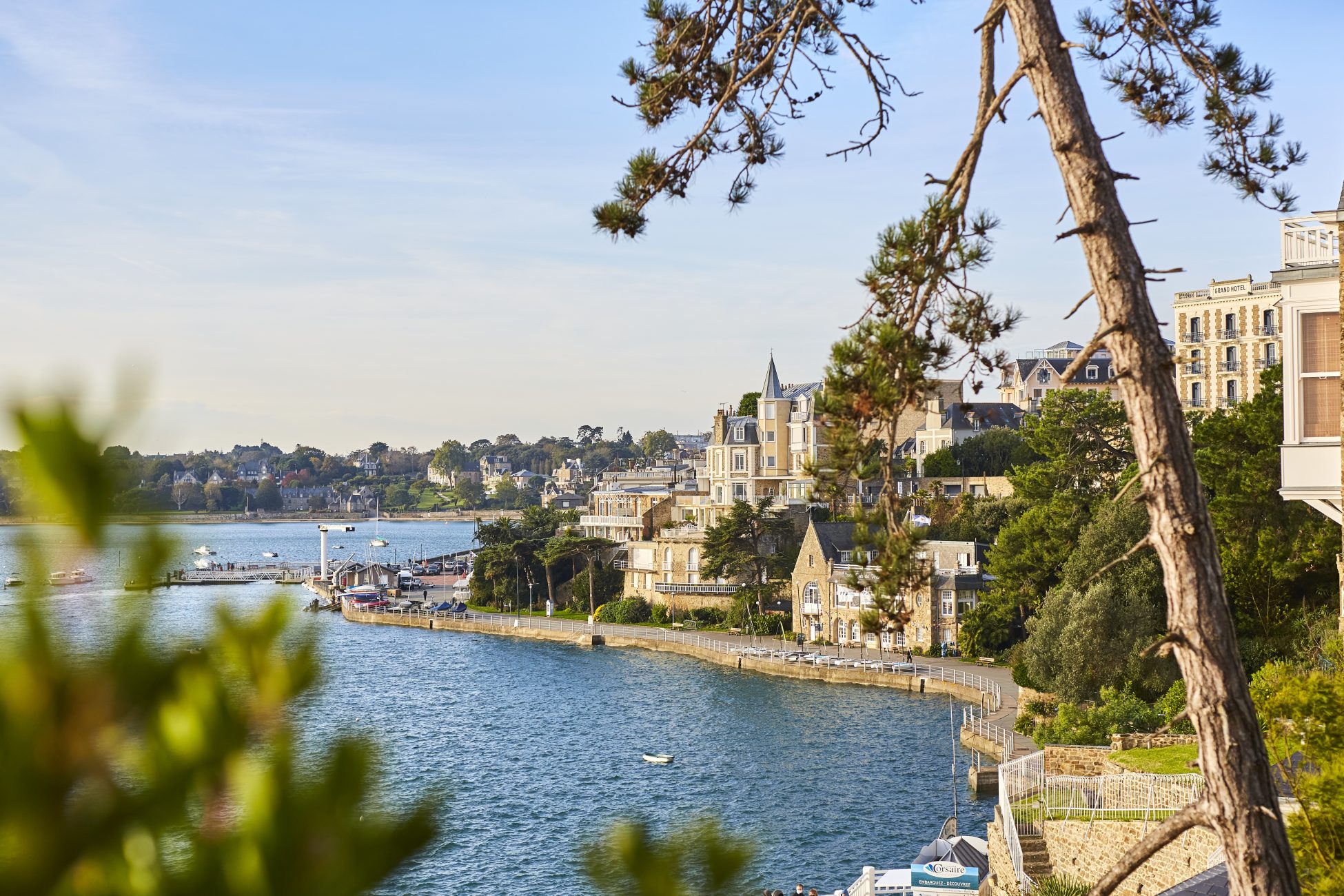 Villas à Dinard Promenade du Clair de Lune(©Dinard Tourisme)