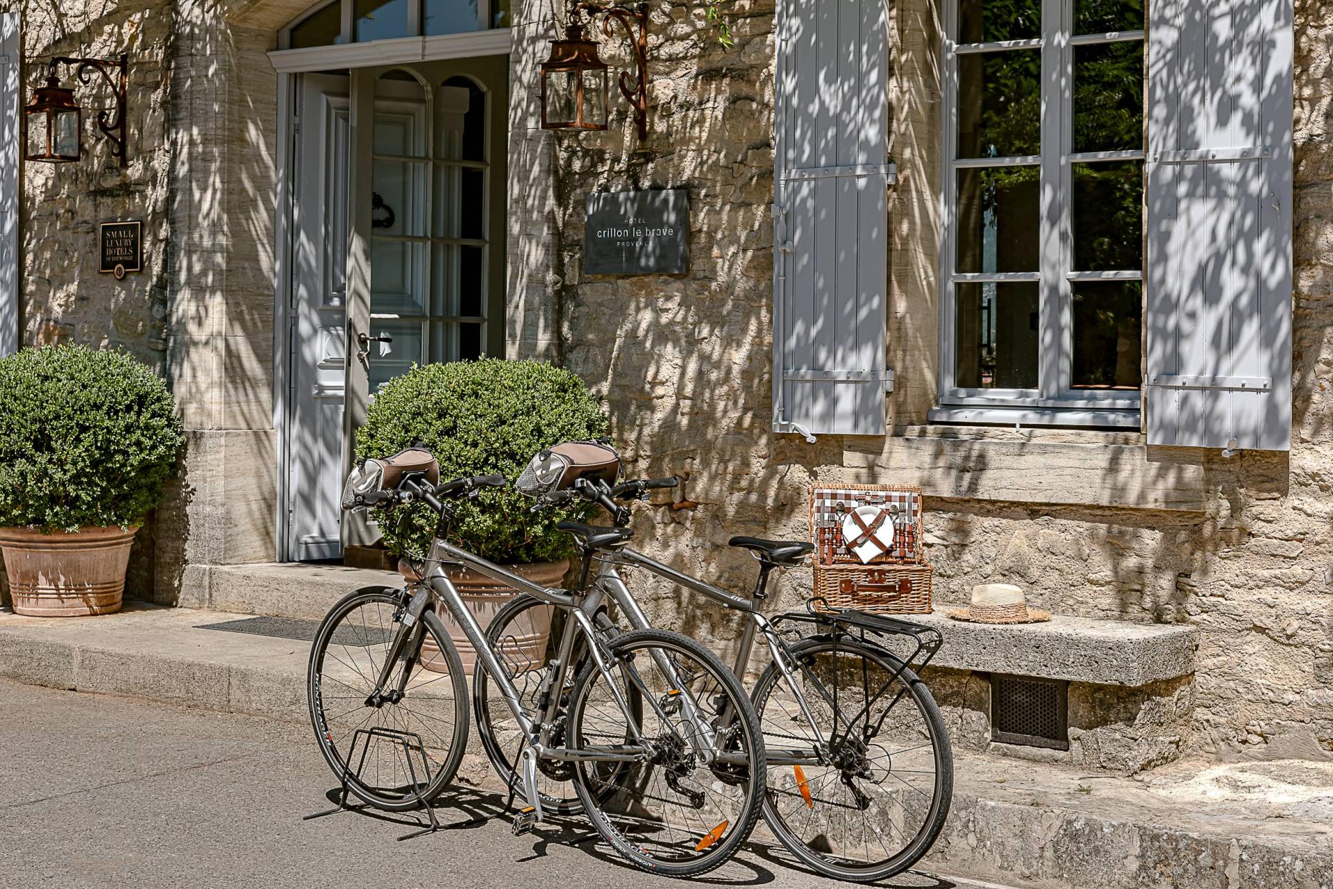 Le Relais & Château Crillon Le Brave, partenaire de Ride & More (©R&M) Le Relais & Château Crillon Le Brave, partenaire de Ride & More (©R&M)