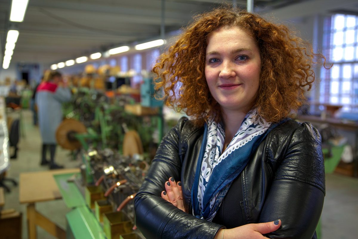 Audrey Regnier, Manufacture Bohin France (©Normandie Tourisme)