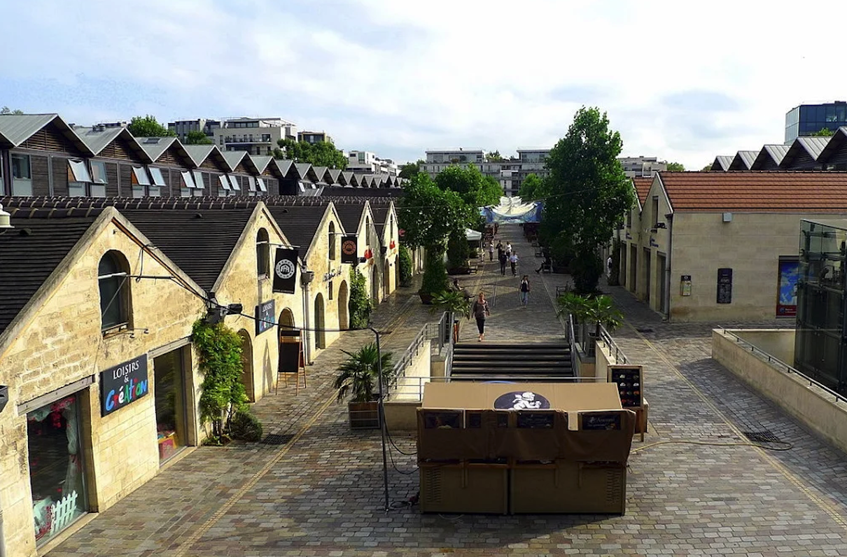 Les chais historiques de Bercy Village (©DR)