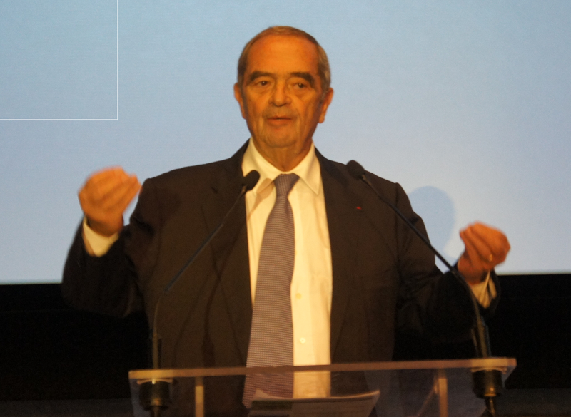 La Case de l'Oncle Dom : tout le monde il est beau tout le monde il est gentil !