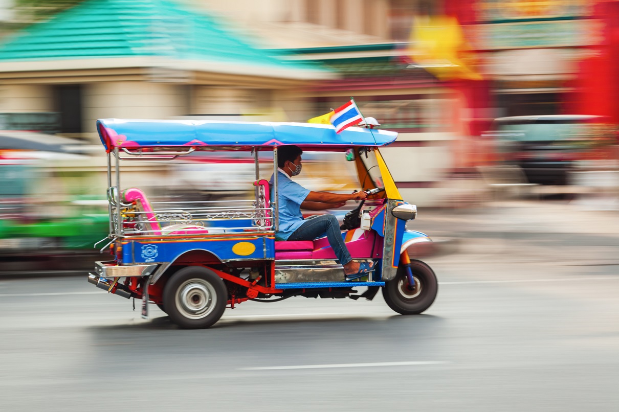 Voyage Thaïlande : à partir du 1er avril, les voyageurs vaccinés n'auront plus besoin d'effectuer un test PCR avant le départ pour se rendre dans le Royaume - epositphotos.com Auteur Madrabothair