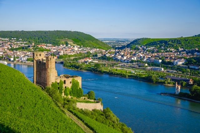 CroisiEurope effectuait donc sa première croisière au départ de Strasbourg vers Amsterdam via l’Allemagne et sur le Rhin tantôt large et puissant ou alors intime et romantique bordé de petites villes pittoresques - DR