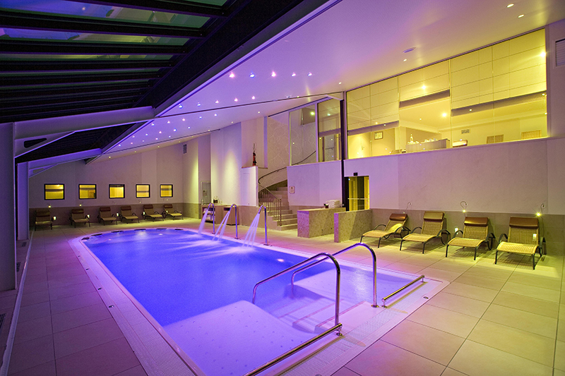 La piscine du château - DR : Château de Pizay