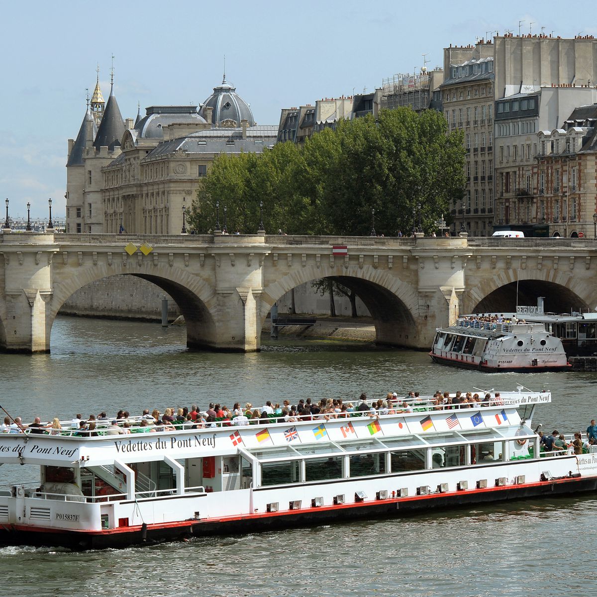 Le plus gros bateau de la flotte sera converti en 2024 (©DR)