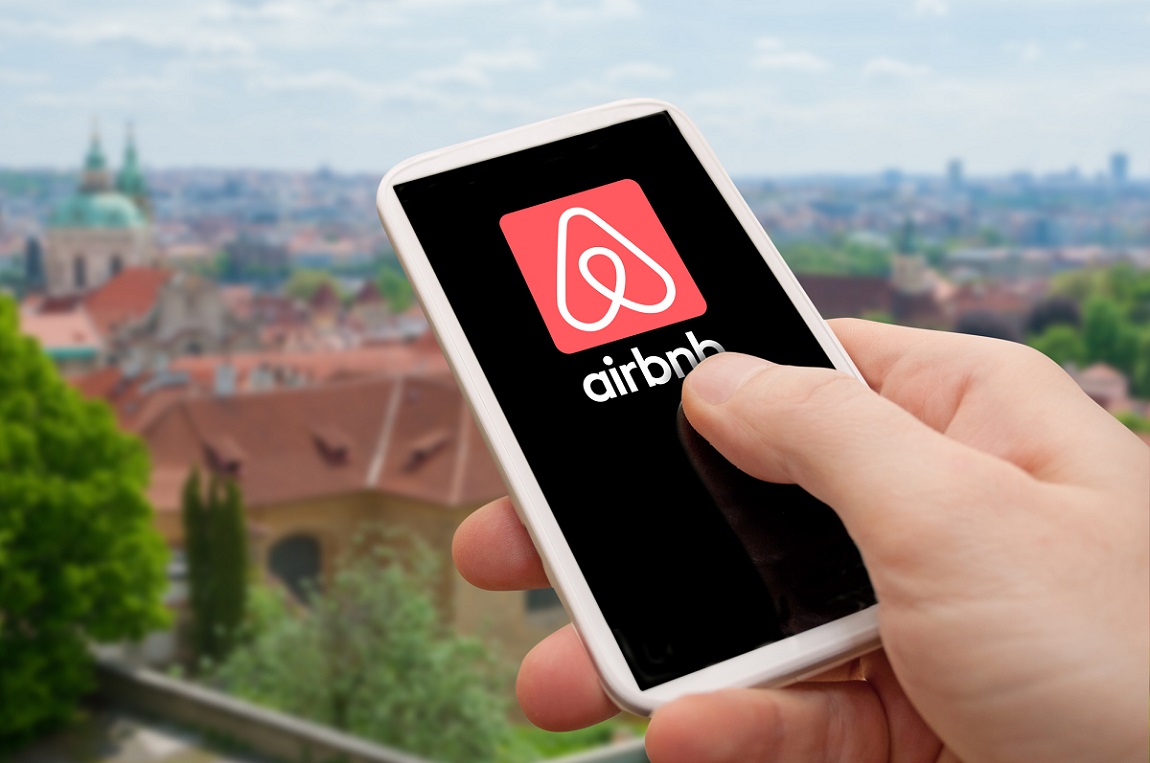 Le premier trimestre 2022 d'Airbnb bat des records - Depositphotos, auteur jamdesign