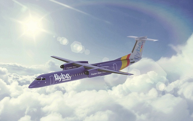 Pour le lancement de Flybe Puprle, la compagnie aérienne peint l'un de ses appareils en violet - Photo DR