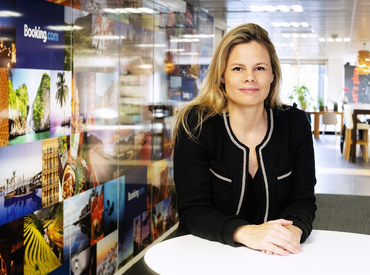 « Nous avons la volonté de stabiliser notre coût de service et derrière ce coût, il y a beaucoup de services », affirme Malena Gufflet, directrice générale France de Booking. - DR « Nous avons la volonté de stabiliser notre coût de service et derrière ce coût, il y a beaucoup de services », affirme Malena Gufflet, directrice générale France de Booking. - DR