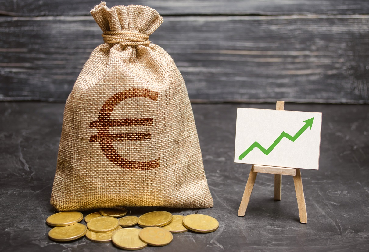 L’euro a légèrement rebondit face au dollar la semaine passée (+1,6% en variation hebdomadaire), et ce rebond s’accélérait ce jour avec un plus haut à 1.0691.   -  Depositphotos.com Auteur ilixe48