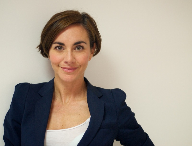 « Ce livre a été écrit avec le soutien de la Banque Populaire, de la DGCIS, et de la Fevad », explique Catherine Barba. « Ce livre a été écrit avec le soutien de la Banque Populaire, de la DGCIS, et de la Fevad », explique Catherine Barba.