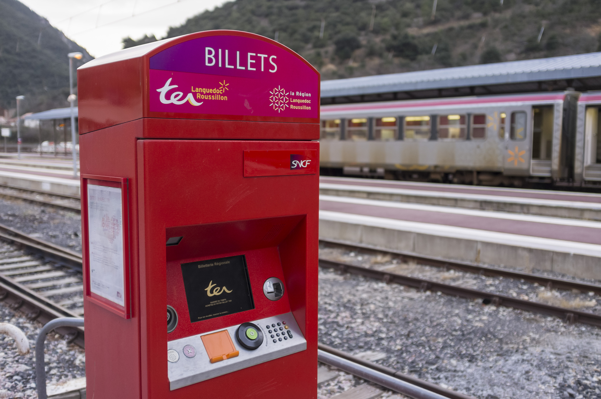 La Région Occitanie et SNCF Voyageurs se mobilisent pour aider les jeunes - Depositphotos, auteur joanbautista