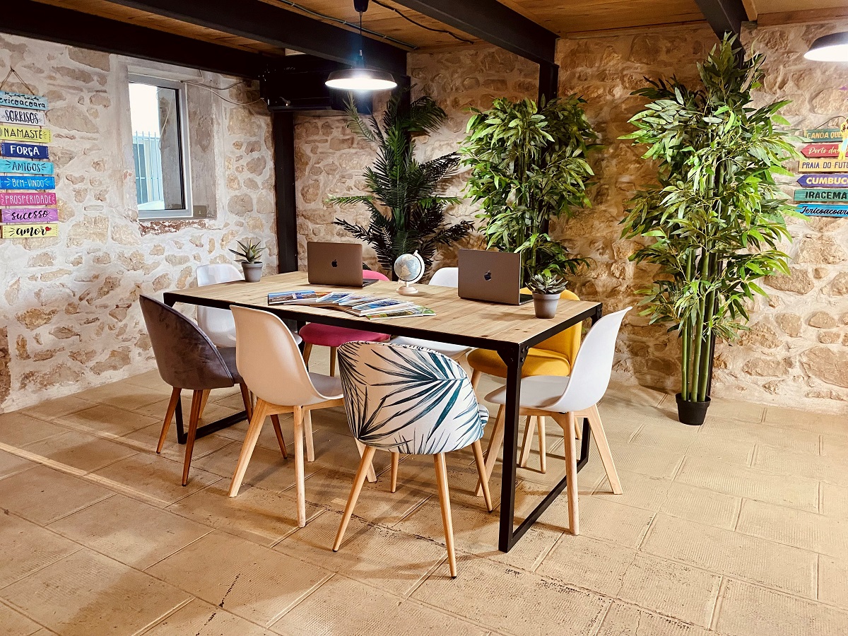 L'agence dispose d'un espace de 30 m2 au rez-de-chaussée, ainsi qu'un autre espace de 50 m2 environ sur la mezzanine - DR : Voyages Couture L'agence dispose d'un espace de 30 m2 au rez-de-chaussée, ainsi qu'un autre espace de 50 m2 environ sur la mezzanine - DR : Voyages Couture