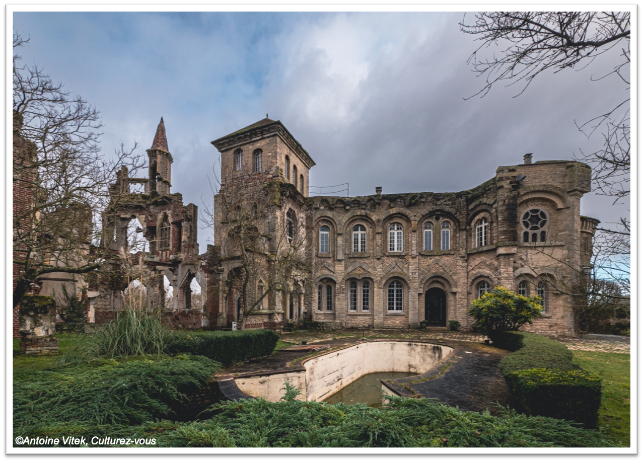 Le Château de Boulogne ne s'est pas remis des bombardements de la Grande Guerre (©Dartagnans)