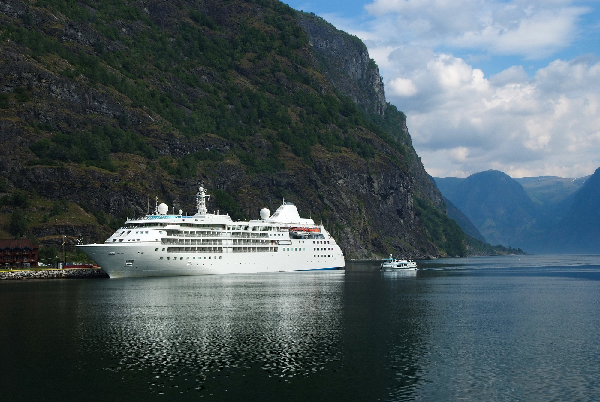 La CLIA demande une coopération entre les industriels et les pouvoirs publics pour améliorer l'empreinte environnementale des croisières - Depositphotos, auteur Stetsik