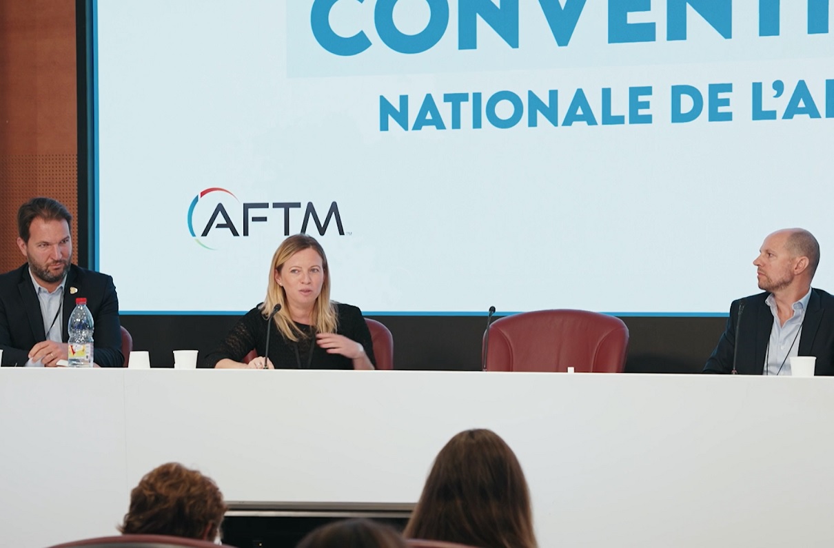 Comment mieux garantir la qualité de services de ses voyageurs ? Un débat d'actualité. Bruno Diss (Hertz), Solenn Le Brazidec (FCM) et Nicolas Courcelles (Citizenm)(CitizenM Hotels)) ont apporté leur éclairage lors de la dernière convention nationale de l'AFTM.