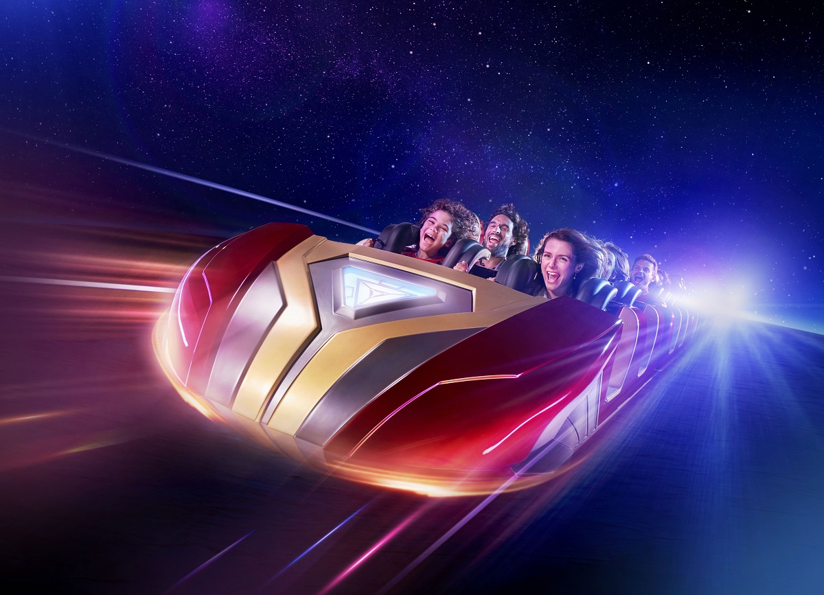 Les visiteurs embarquent sur un roller coaster à grande vitesse, aux côtés d'Iron Man mais aussi de Captain Marvel - DR : Disneyland Paris